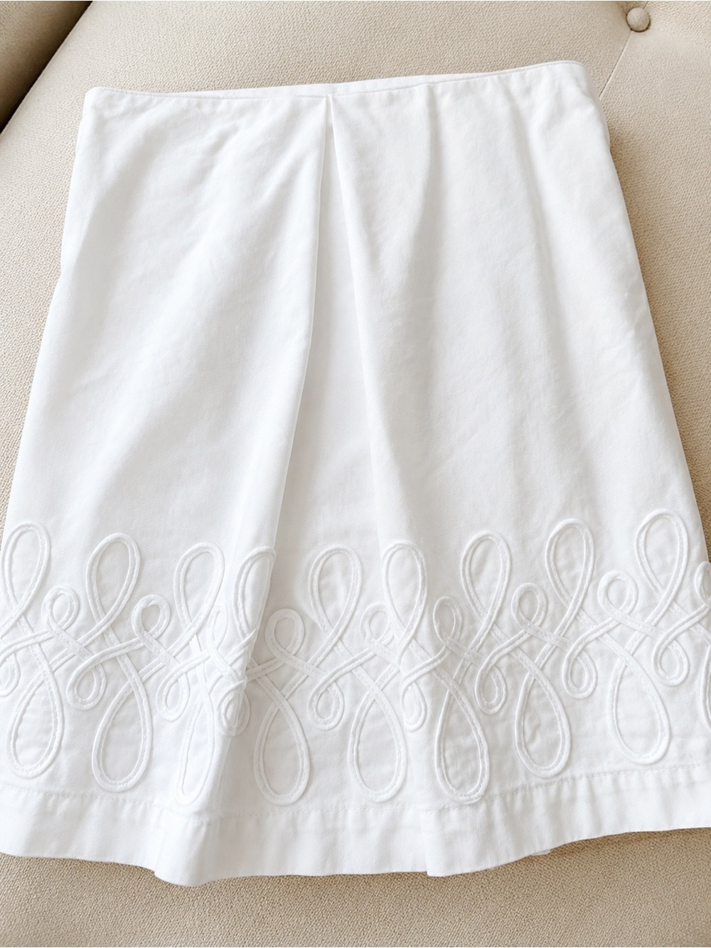 Rare Serena & Lily White Twin Bedskirt  Sateen Scroll Appliqué 2014 Discontinued - Picture 7 of 7